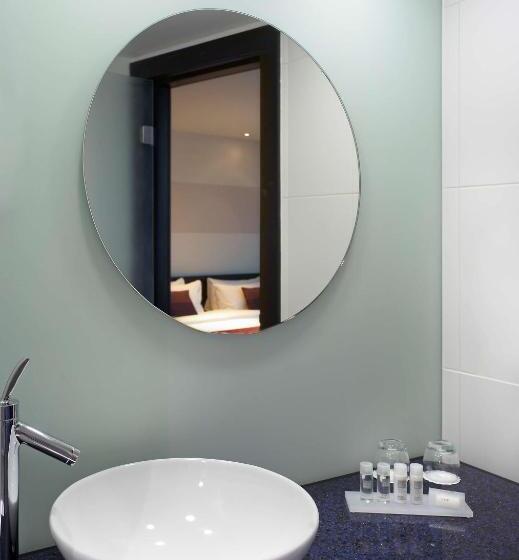 اتاق اجرایی با تخت بزرگ, Park Plaza Leeds