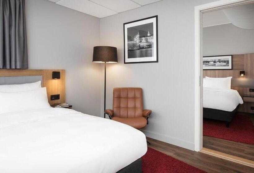 Семейный Номер, Radisson Blu Hotel Nydalen, Oslo