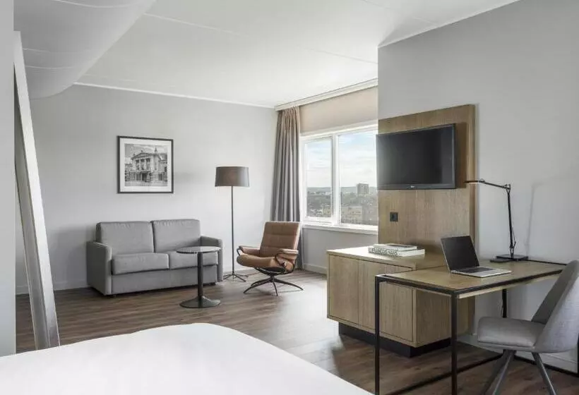 Junior suite with river view, Radisson Blu Hotel Nydalen, Oslo