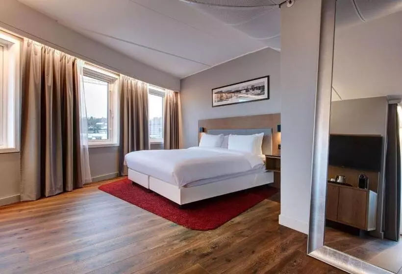 Junior suite with river view, Radisson Blu Hotel Nydalen, Oslo