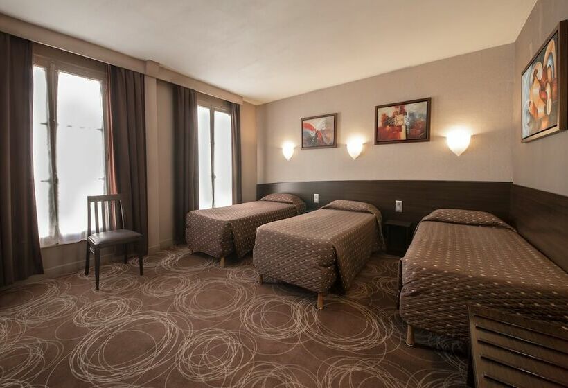 Chambre Triple Standard, Victor Masse