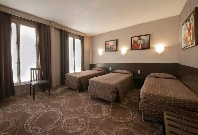 Chambre Triple Standard, Victor Masse