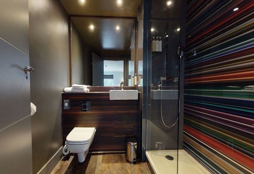 Номер Стандарт, Village Hotel Manchester Bury