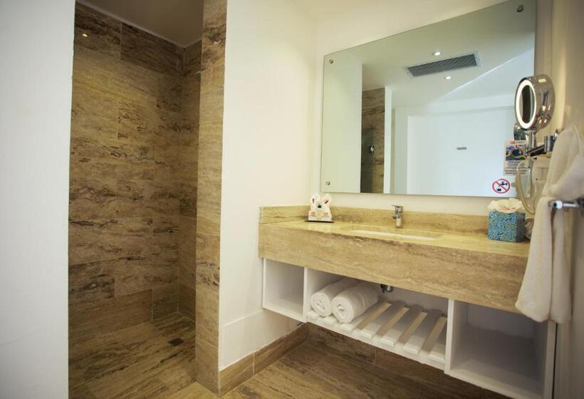 바다 전망 스위트, Viva Tangerine By Wyndham, A Trademark All Inclusive