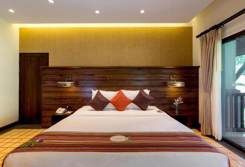 Номер Deluxe, Khaolak Wanaburee Resort Sha Extra Plus