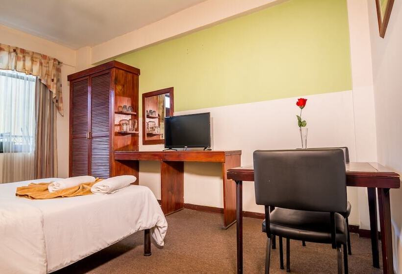 Номер Стандарт, Amón Real Costa Rica