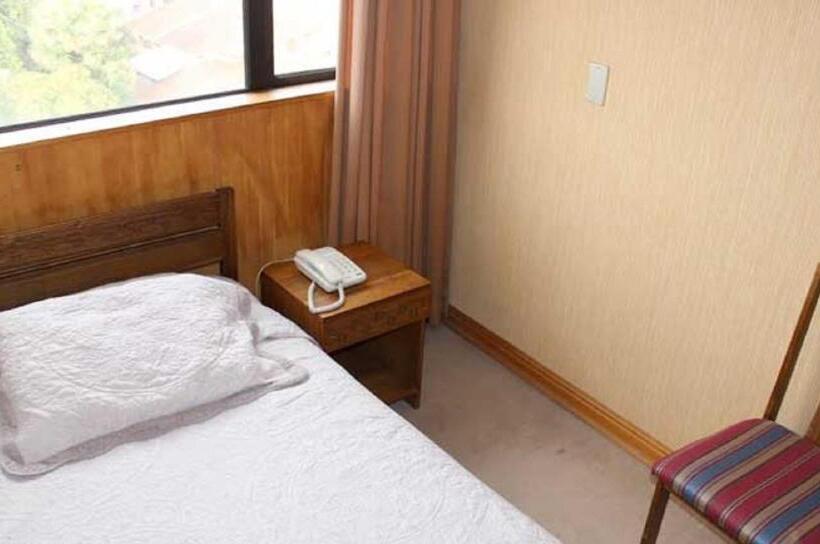 スタンダードシングルルーム, Antupiren