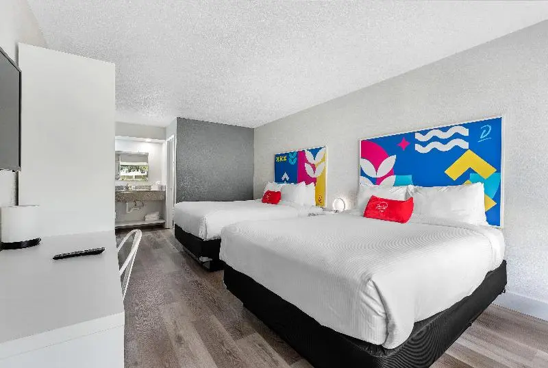 اتاق استاندارد با چشم‌انداز استخر, Baymont by Wyndham Orlando Lake Buena Vista South