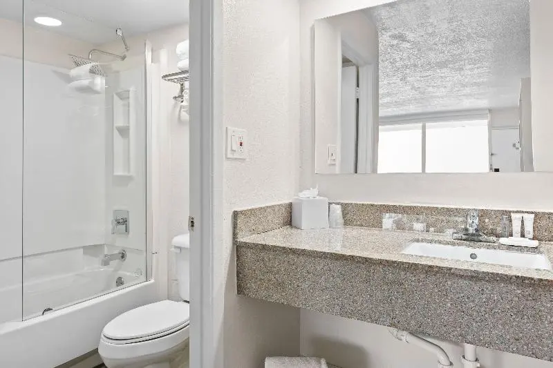 اتاق استاندارد, Baymont by Wyndham Orlando Lake Buena Vista South