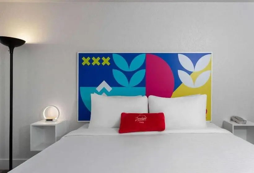 身障者適用キングサイズベッドルーム, Baymont by Wyndham Orlando Lake Buena Vista South