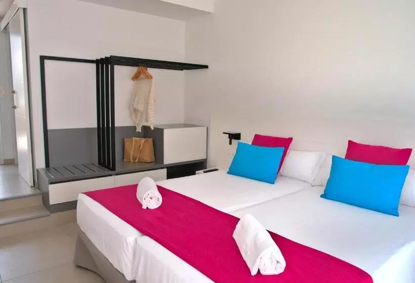 سوییت لوکس, Hotel Taimar