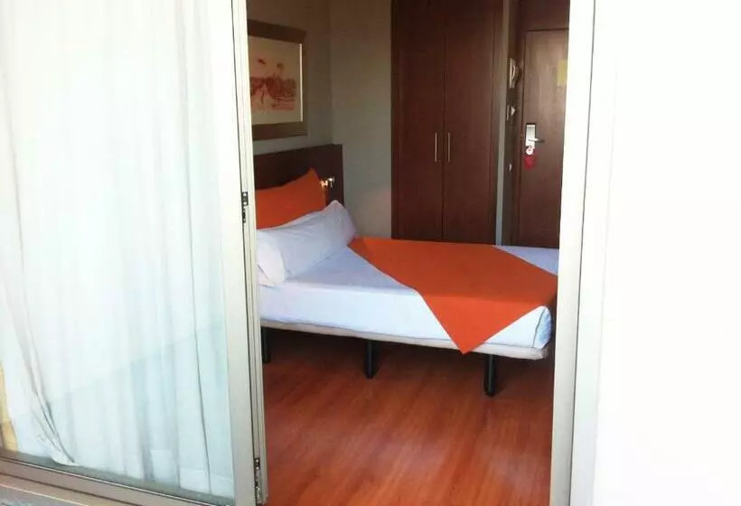 اتاق استاندارد با تراس, Eurohotel Barcelona Granvia Fira