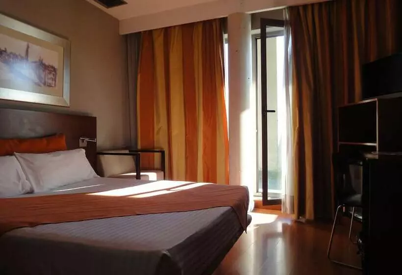اتاق عادی, Eurohotel Barcelona Granvia Fira