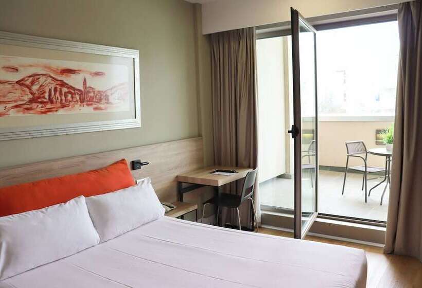 اتاق عادی, Eurohotel Barcelona Granvia Fira