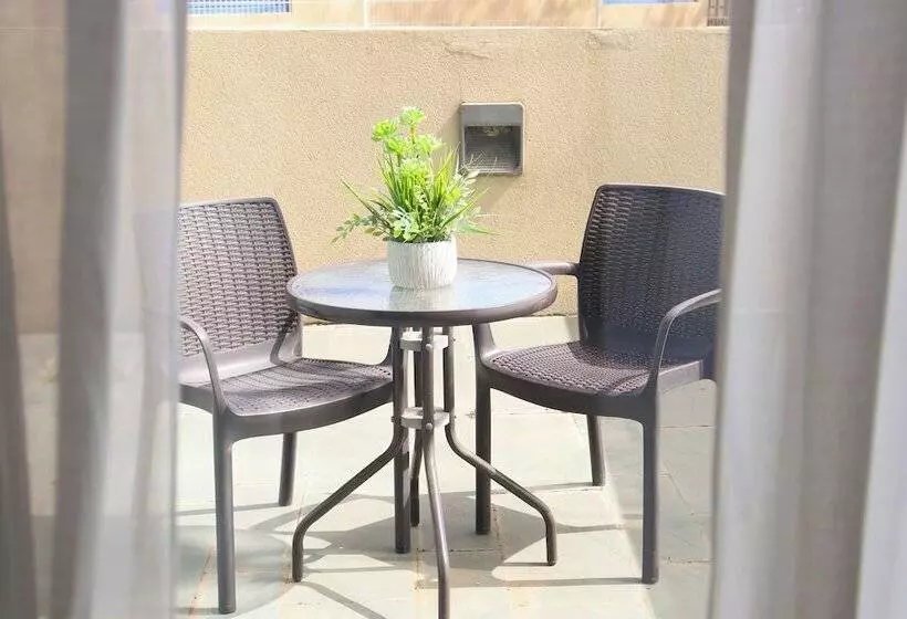 Superior Room with Terrace, Eurohotel Barcelona Granvia Fira