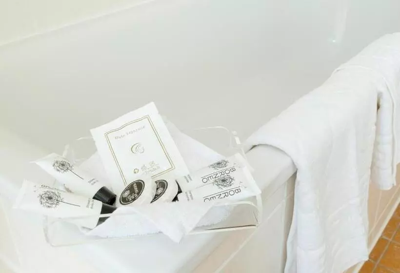 استودیو استاندارد با بالکن, Art City Inn