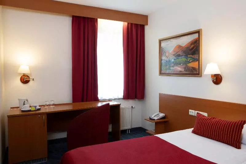 اتاق کلاس بیزنس, Art City Inn