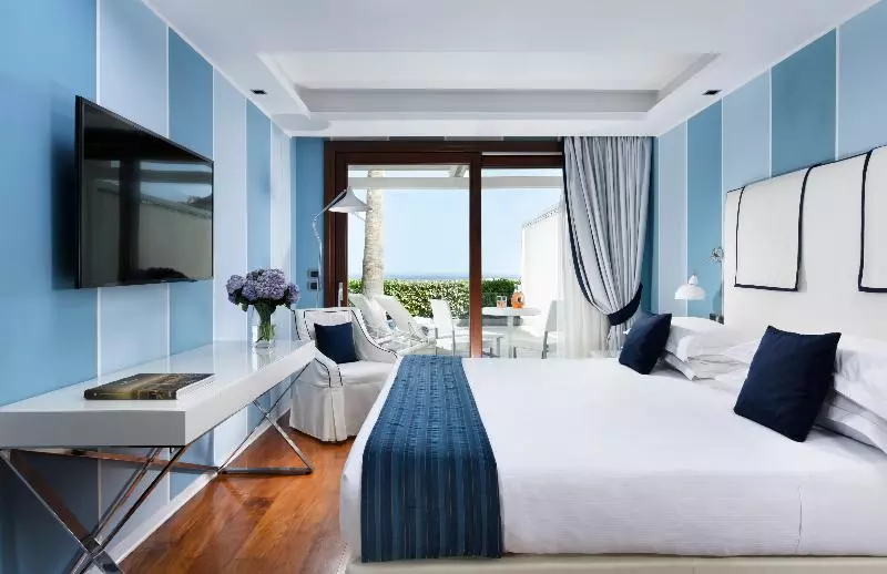 Deluxe Room Sea View