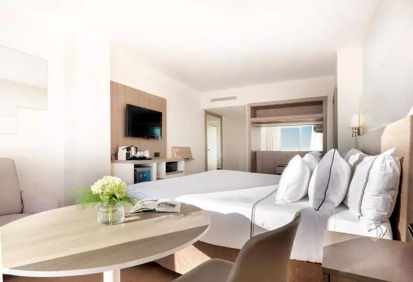 سوییت جونیور, Melia Sitges