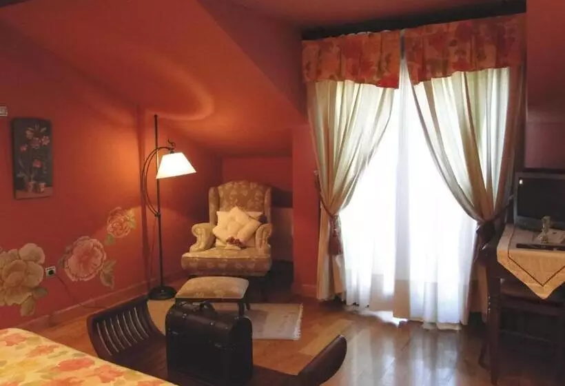 سوییت جونیور, Posada La Mies