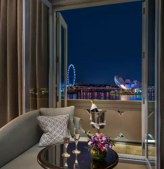 シングルデラックスルーム, The Fullerton Hotel Singapore