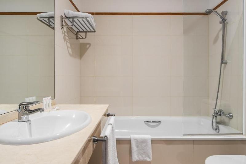 Camera Familiare, Exe Vía Argentum