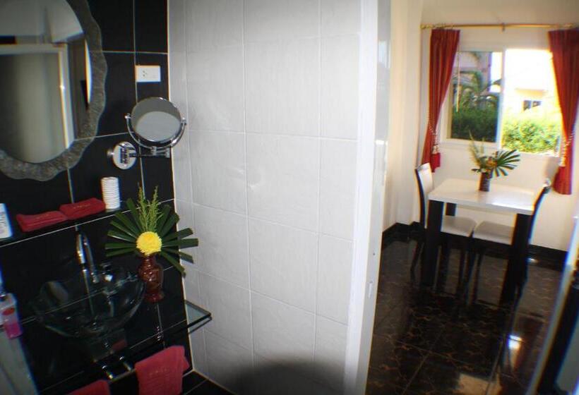 בקתה סטנדרטית, Ao Thai Resort