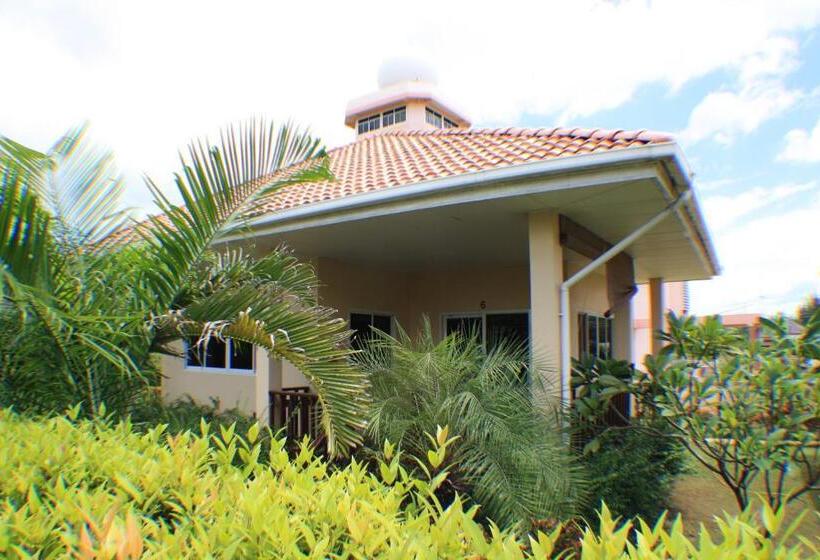 בונגלו משפחתי, Ao Thai Resort