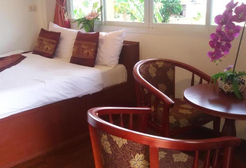 בונגלו משפחתי, Ao Thai Resort