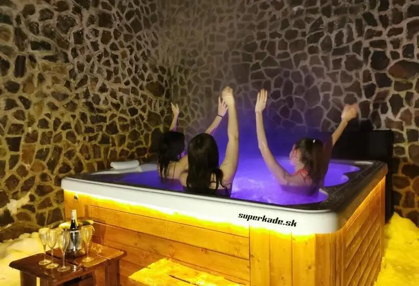 Huoneisto 1 Makuuhuone, Apartmánový Dom Fatrapark 1 S Wellness   Hlavná Recepcia