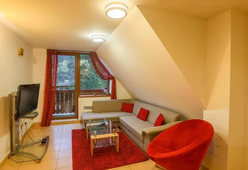 Huoneisto 2 Makuuhuonetta, Apartmánový Dom Fatrapark 1 S Wellness   Hlavná Recepcia