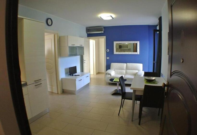 ２ベッドルームアパートメント, Costa Verde