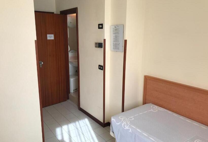 スタンダードシングルルーム, Costa Verde