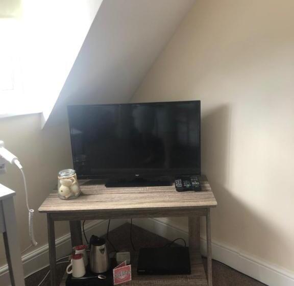 غرفة عائلية, Worthing Rest