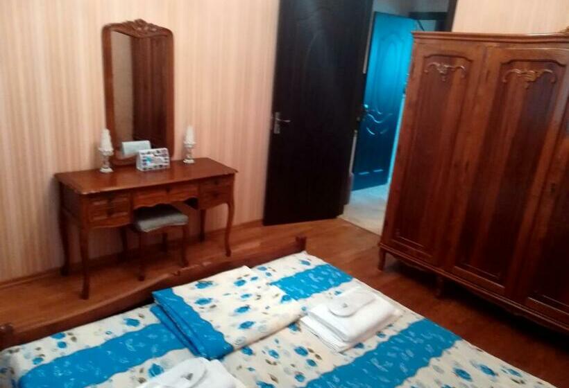 اتاق استاندارد, Leon