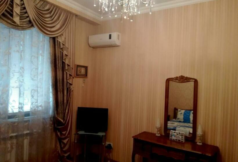 اتاق استاندارد, Leon