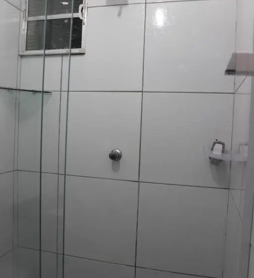 スタンダード4人部屋, Pousada Das Maracanãs