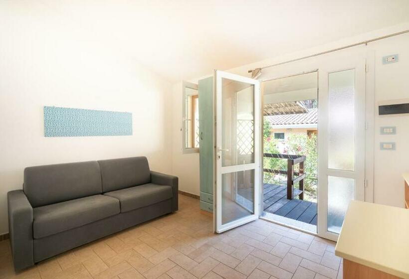 Бунгало Стандарт, Golfo Di Maremma Village