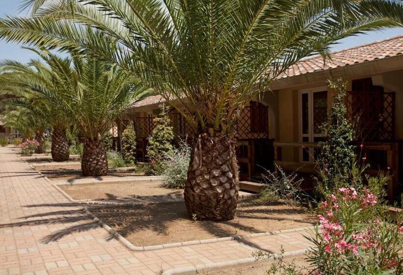 Семейное Бунгало, Golfo Di Maremma Village