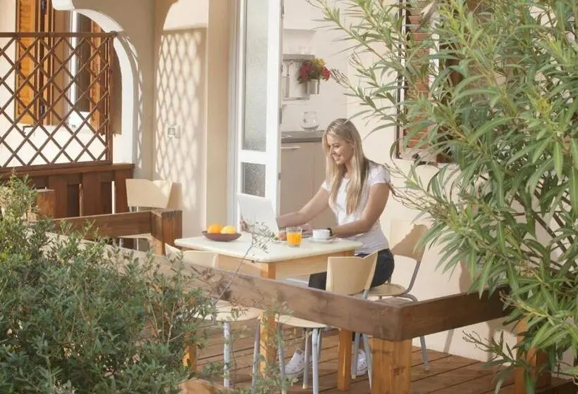 家族用バンガロー, Golfo Di Maremma Village