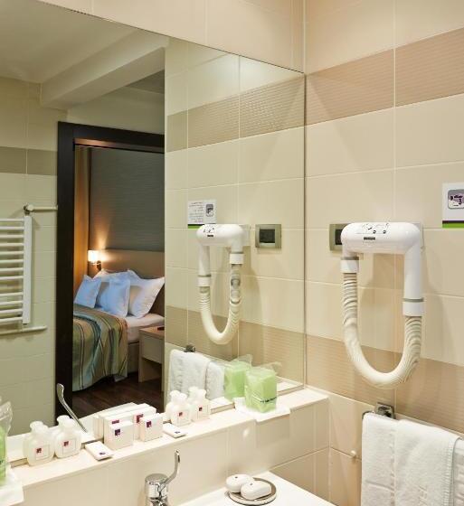 سوییت سوپریور, In Hotel Beograd