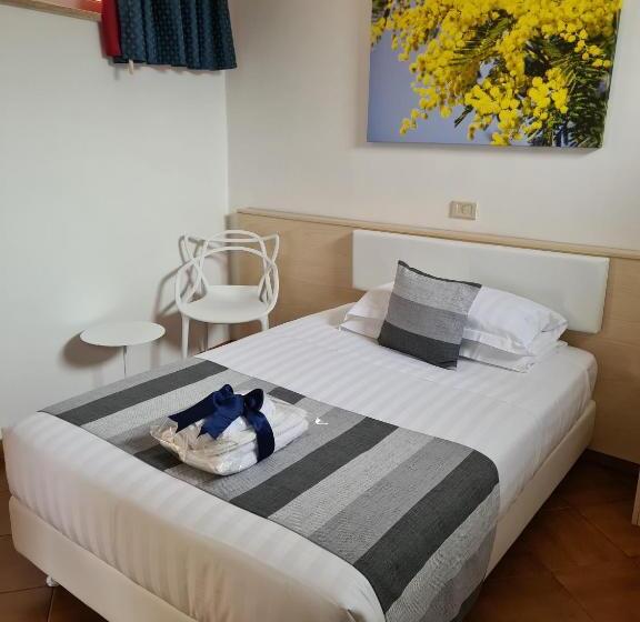 اتاق استاندارد یک نفره, Albis Rooms Guest House