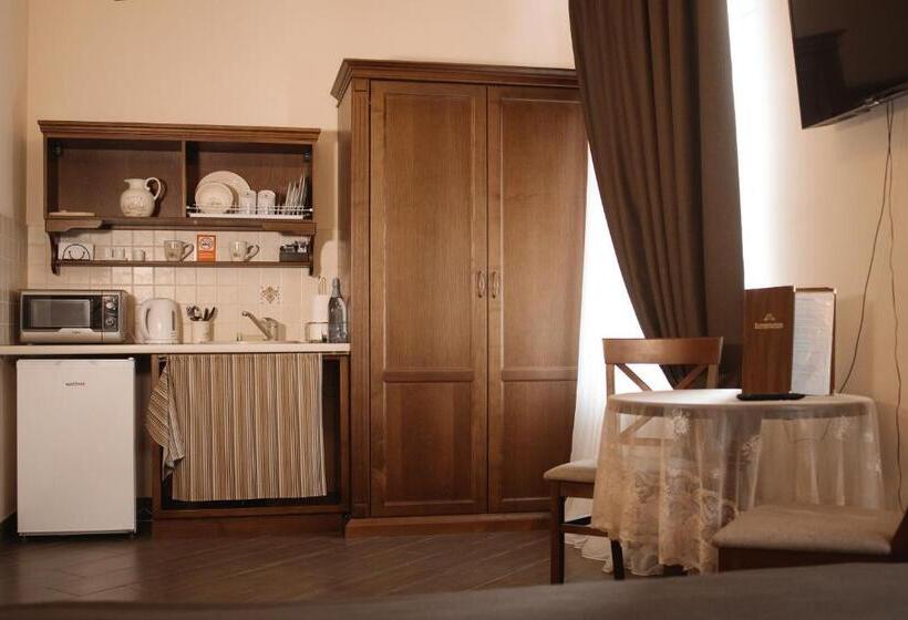 غرفة قياسية, Ekaterinoslav