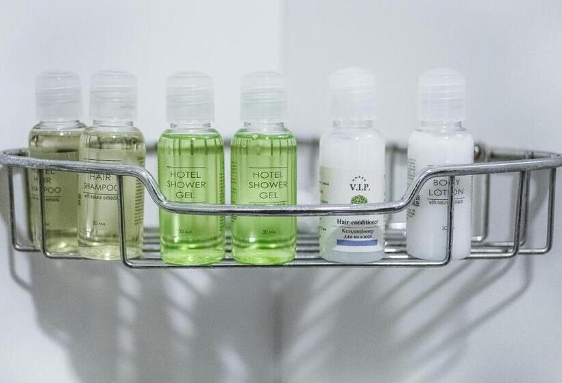 جناح جونيور عائلى, Ekaterinoslav