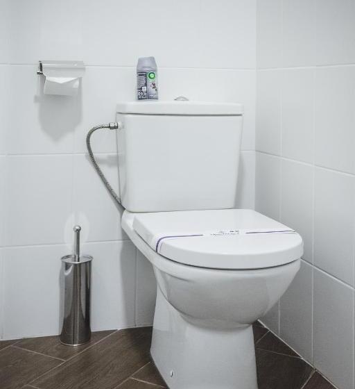 جناح جونيور عائلى, Ekaterinoslav