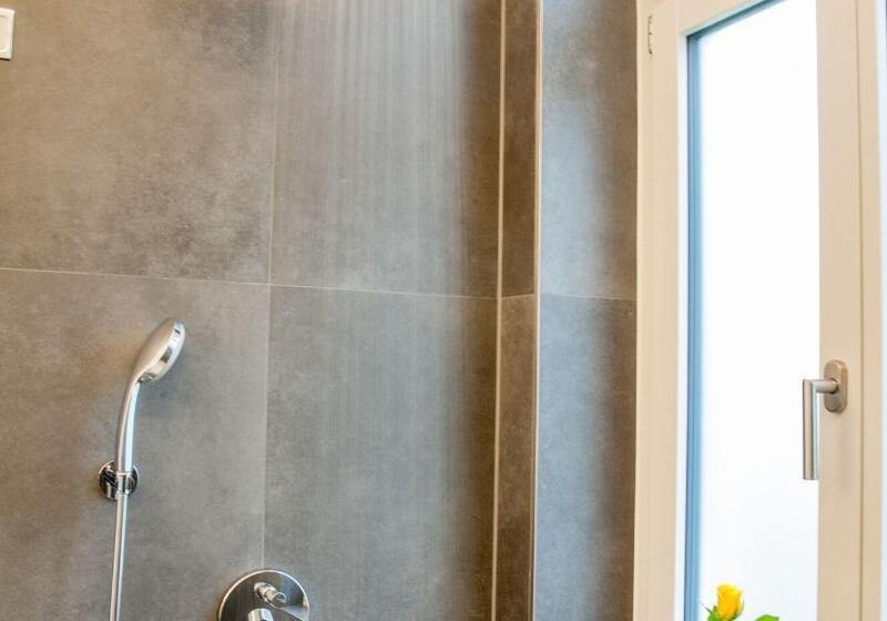 Quarto Standard para Deficientes, Holiday Inn Express Munich   Olympiapark, An Ihg