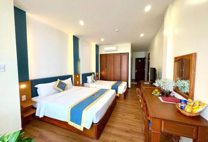 Triple Room Sea View, Thuy Van