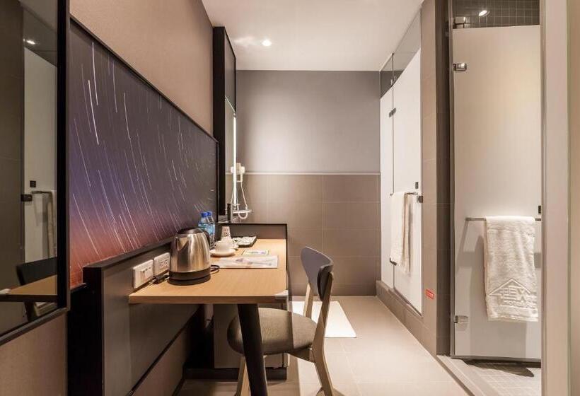 اتاق استاندارد, Walker Taoyuan