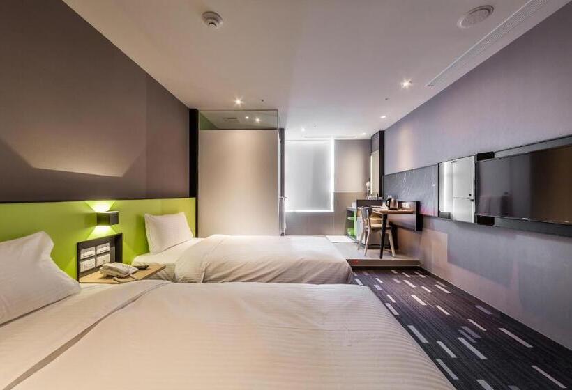 اتاق استاندارد, Walker Taoyuan