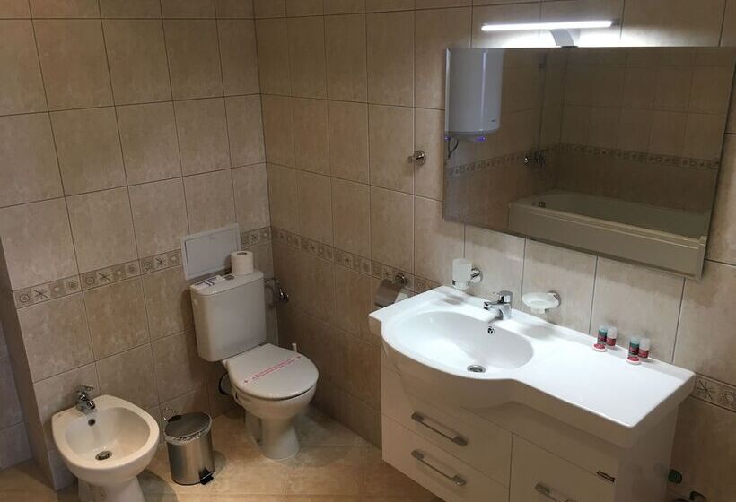 3ベッドルームアパートメント, Mia Casa